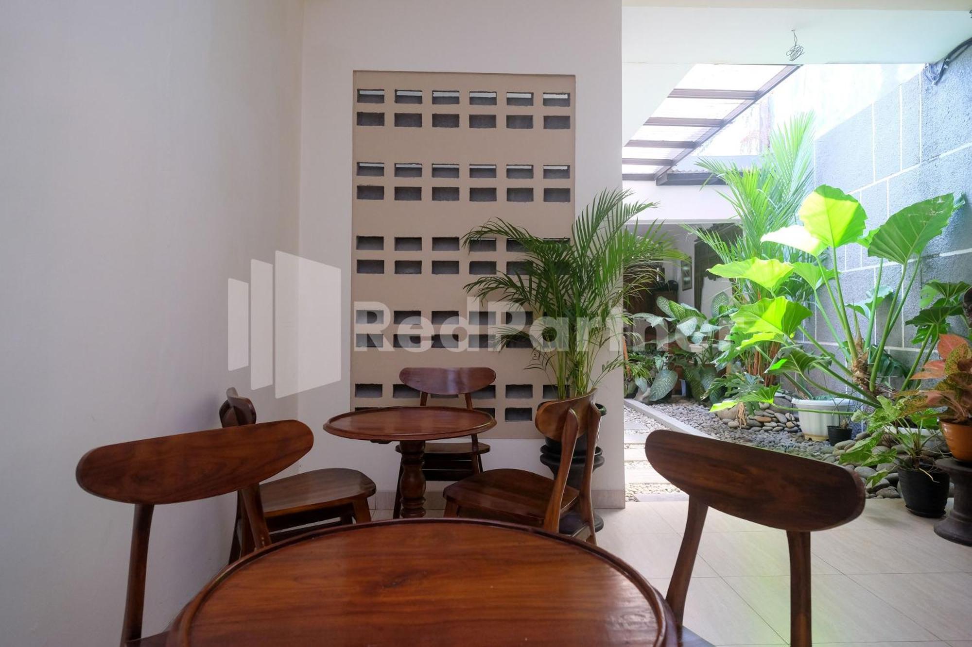 Hotel Ndliman House Near Ugm Jogja Mitra Reddoorz à Kejayan Extérieur photo