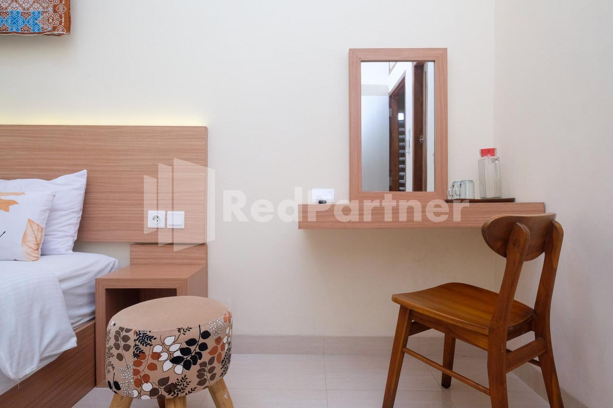 Hotel Ndliman House Near Ugm Jogja Mitra Reddoorz à Kejayan Extérieur photo